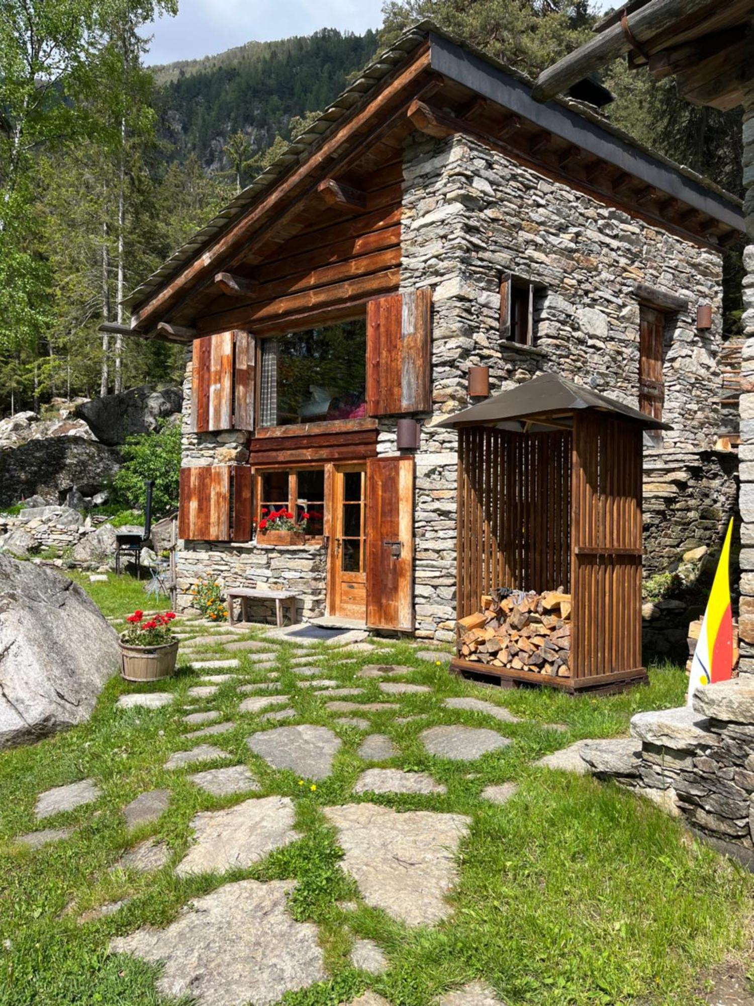 Resalbert Chalet Chiavenna Exterior foto