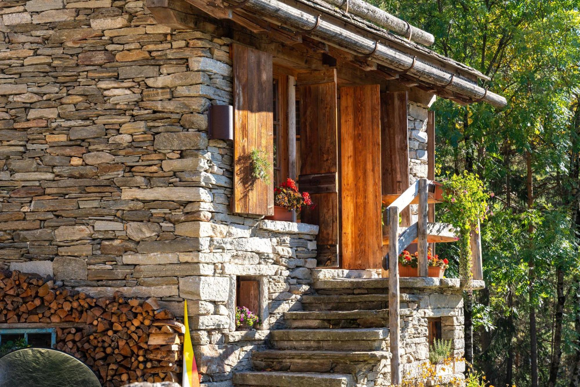 Resalbert Chalet Chiavenna Exterior foto